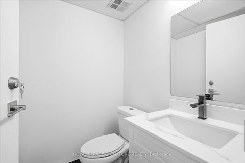 Photo 19 at 101 - 2900 Yonge Street, Lawrence Park South, Toronto