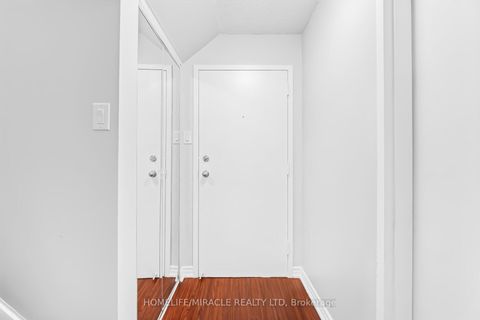 Photo 5 at 103 - 140 Ling Road, West Hill, Toronto