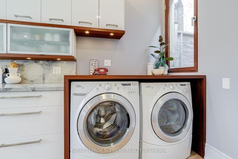 Photo 16 at 2 Plymouth Avenue, Bellwoods, Toronto