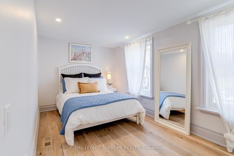 Photo 21 at 2 Plymouth Avenue, Bellwoods, Toronto