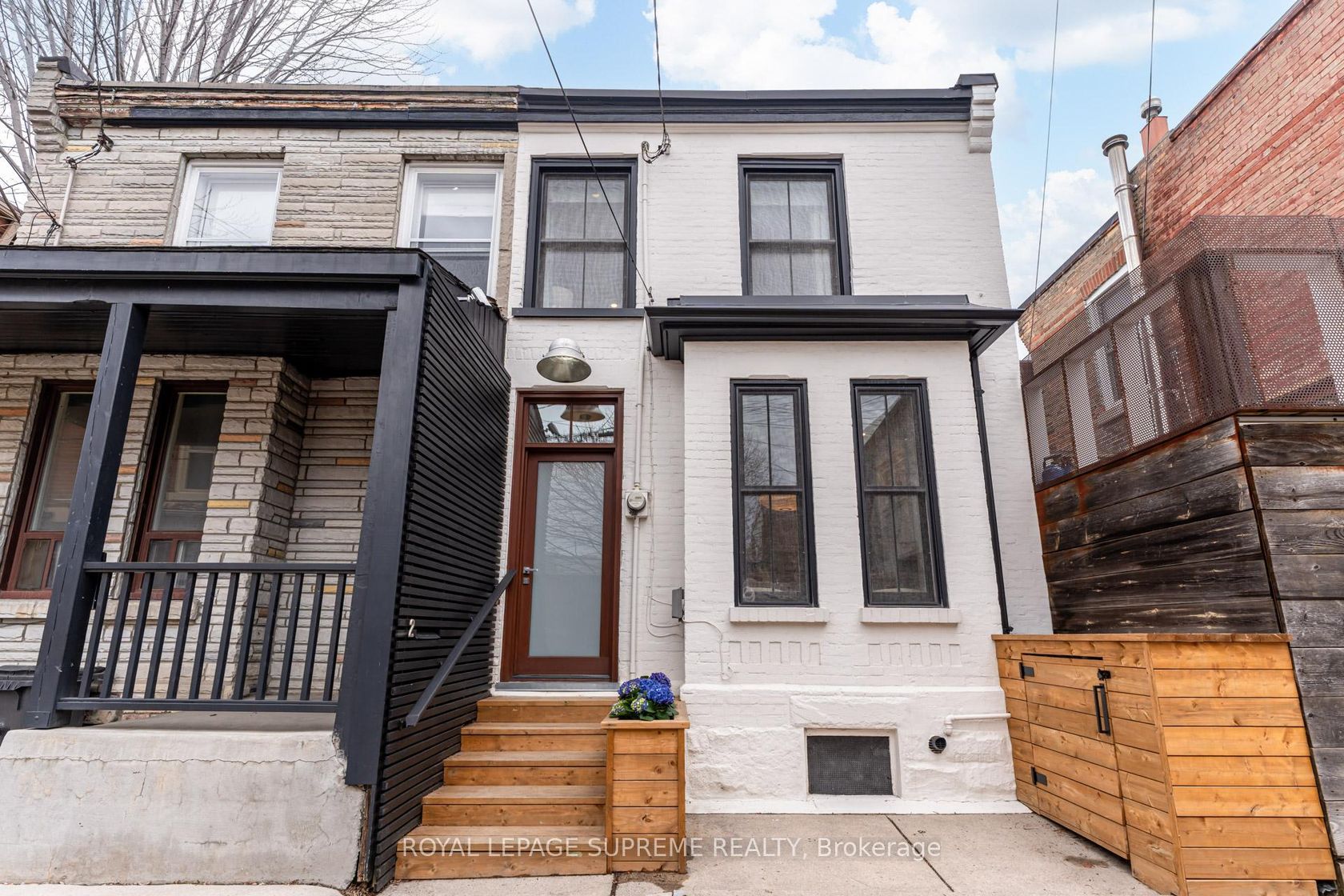 2 Plymouth Avenue, Bellwoods, Toronto 