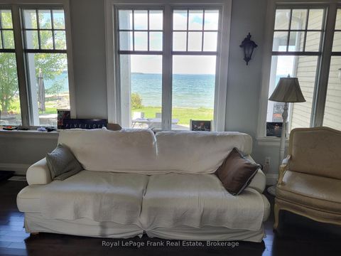 Photo 4 at 136 Lake Drive E, Historic Lakeshore Communities, Georgina