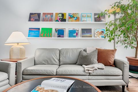 Photo 6 at 11 Garrick Road, Cliffcrest, Toronto