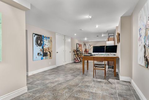 Photo 33 at 11 Garrick Road, Cliffcrest, Toronto