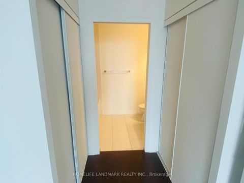 Photo 9 at 2508 - 225 Webb Drive, City Centre, Mississauga