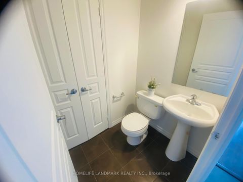 Photo 12 at 2508 - 225 Webb Drive, City Centre, Mississauga