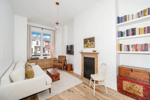 Photo 1 at 200 Euclid Avenue, Bellwoods, Toronto