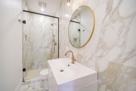 Photo 15 at 200 Euclid Avenue, Bellwoods, Toronto