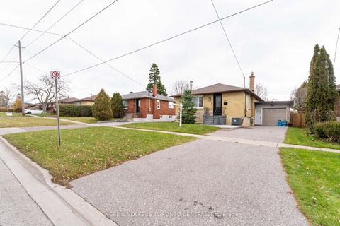 Photo 1 at 767 Phillip Murray Avenue, Lakeview, Oshawa