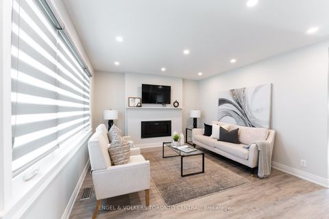 Photo 11 at 767 Phillip Murray Avenue, Lakeview, Oshawa