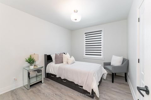 Photo 14 at 767 Phillip Murray Avenue, Lakeview, Oshawa