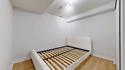 Photo 38 at 191 Milliken Meadows Drive, Milliken Mills West, Markham