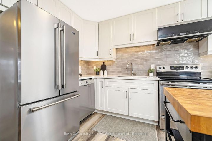 Photo 10 at 522 Conway Court, TM Timberlea, Milton