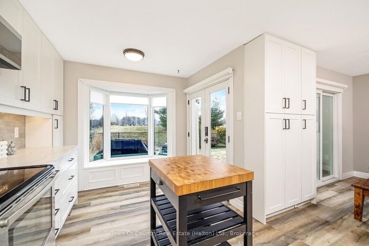 Photo 12 at 522 Conway Court, TM Timberlea, Milton