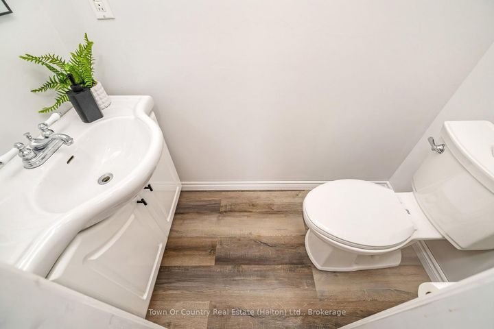 Photo 17 at 522 Conway Court, TM Timberlea, Milton