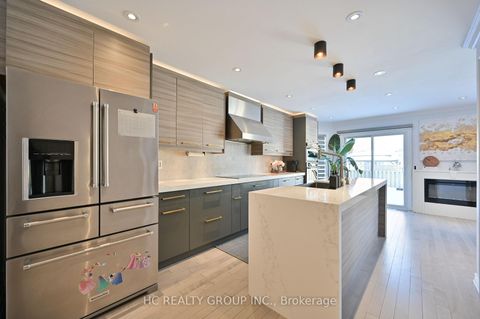 Photo 14 at 94 Manorheights Street, Rouge Woods, Richmond Hill