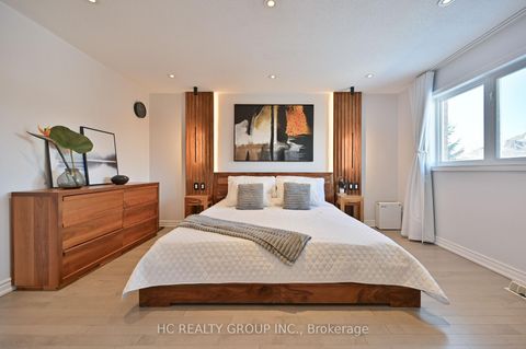 Photo 18 at 94 Manorheights Street, Rouge Woods, Richmond Hill