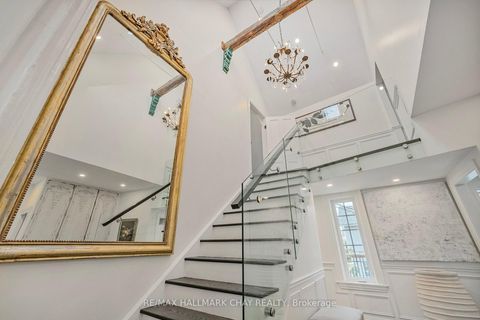 Photo 11 at 11 Catherine Avenue, Aurora Village, Aurora