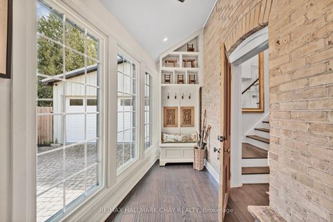 Photo 14 at 11 Catherine Avenue, Aurora Village, Aurora