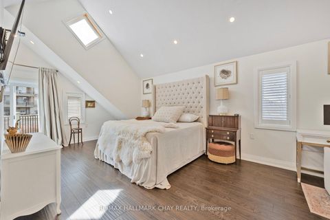 Photo 23 at 11 Catherine Avenue, Aurora Village, Aurora