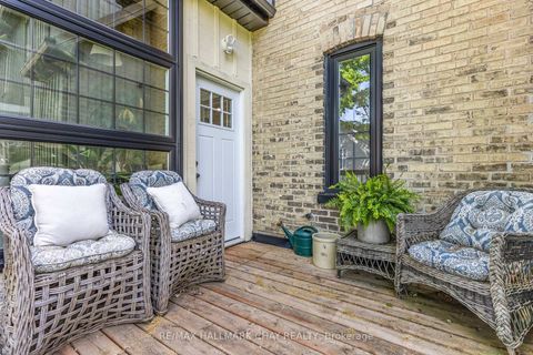 Photo 36 at 11 Catherine Avenue, Aurora Village, Aurora