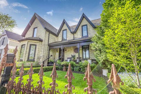 Photo 37 at 11 Catherine Avenue, Aurora Village, Aurora