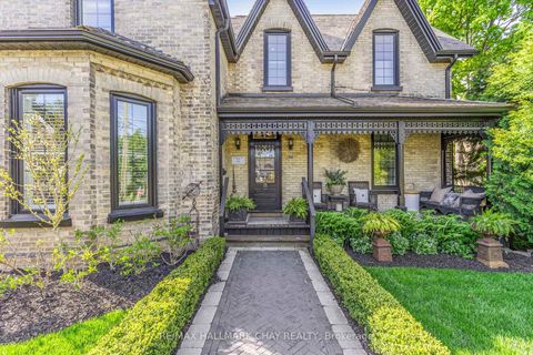 Photo 38 at 11 Catherine Avenue, Aurora Village, Aurora