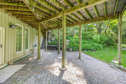 Photo 41 at 11 Catherine Avenue, Aurora Village, Aurora