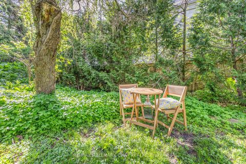 Photo 43 at 11 Catherine Avenue, Aurora Village, Aurora