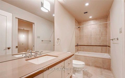 Photo 8 at 2202 - 30 Wellington Street E, Yonge Corridor, Toronto