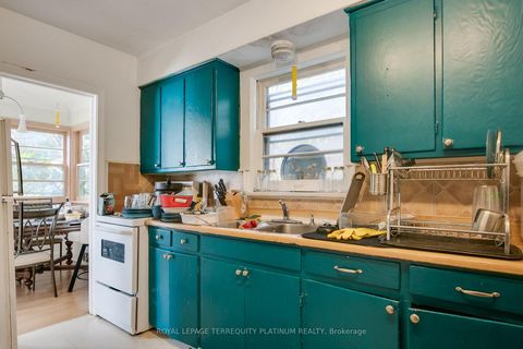 Photo 4 at 336 Hillcrest Avenue, Willowdale East, Toronto
