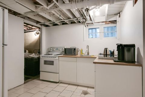 Photo 7 at 336 Hillcrest Avenue, Willowdale East, Toronto