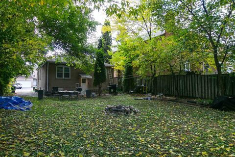Photo 10 at 336 Hillcrest Avenue, Willowdale East, Toronto