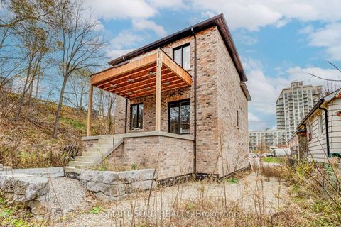 Photo 32 at 4 Forty Third Street, Long Branch, Toronto