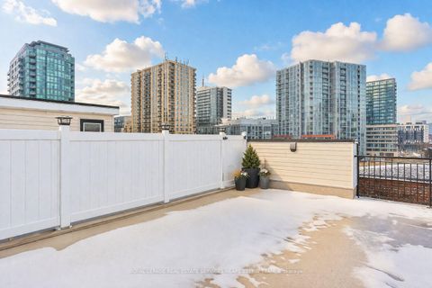 Photo 19 at 215 - 50 Joe Shuster Way, South Parkdale, Toronto