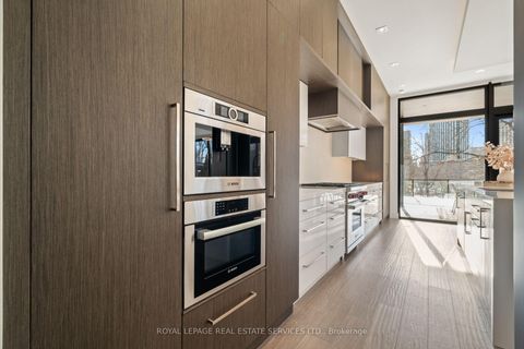 Photo 7 at 96 Montgomery Road, Kingsway South, Toronto