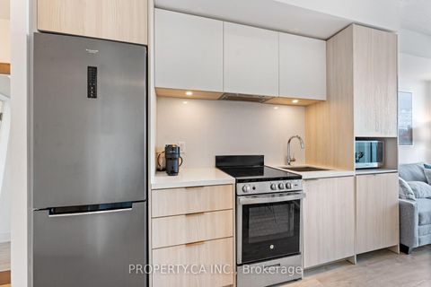 Photo 14 at 5308 - 70 Annie Craig Drive, Mimico, Toronto