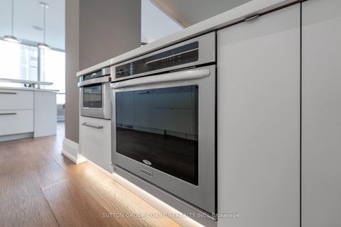 Photo 10 at Sph5304 - 65 Bremner Boulevard, Waterfront Communities C1, Toronto