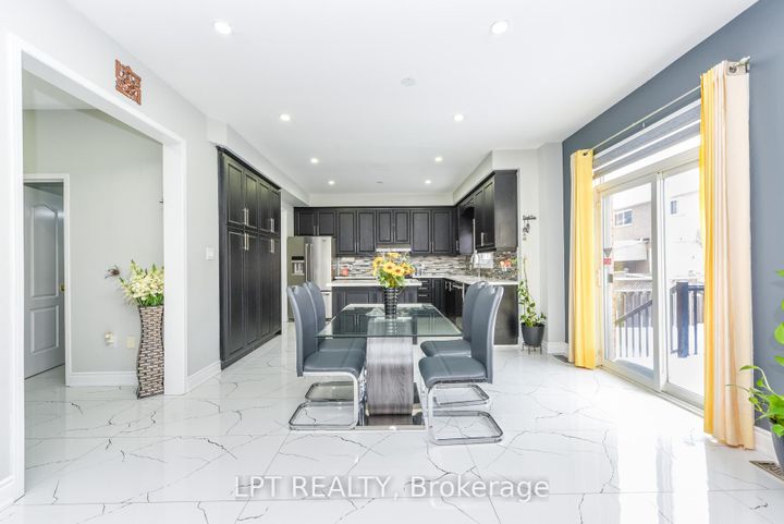 Photo 13 at 7 Chapparal Drive, Wellington, Brampton