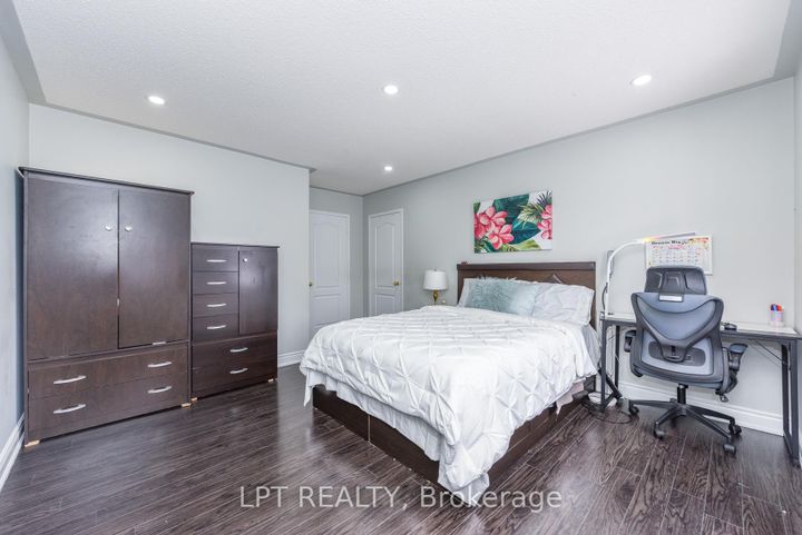Photo 18 at 7 Chapparal Drive, Wellington, Brampton