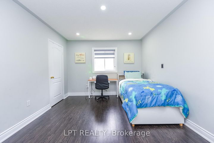 Photo 22 at 7 Chapparal Drive, Wellington, Brampton