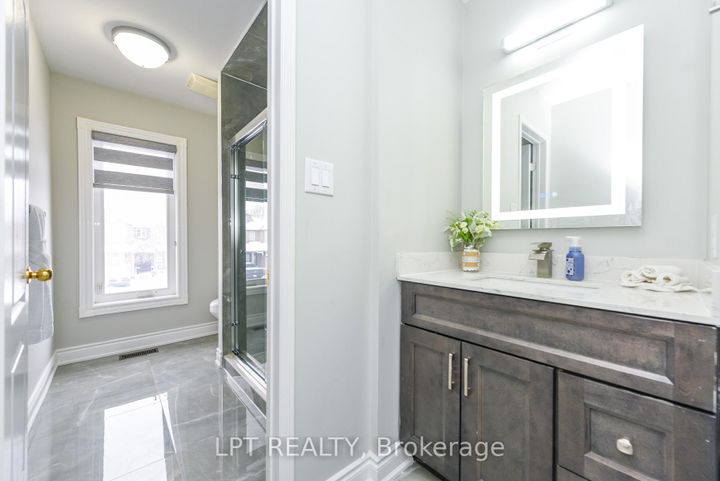 Photo 23 at 7 Chapparal Drive, Wellington, Brampton