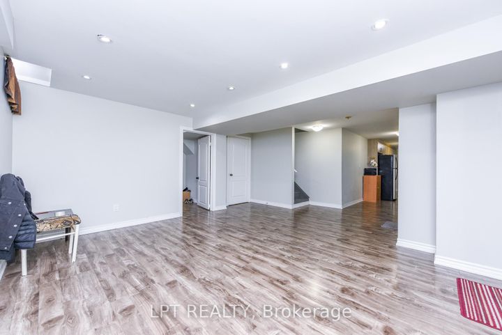 Photo 35 at 7 Chapparal Drive, Wellington, Brampton