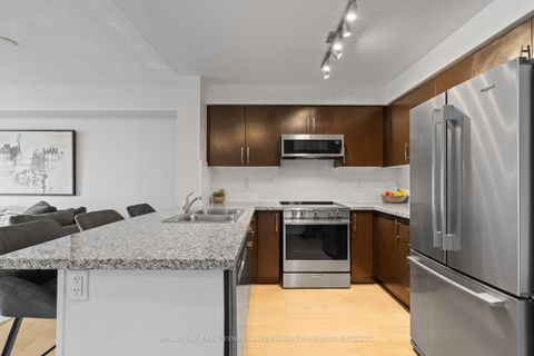 Photo 3 at 606 - 3 Michael Power Place, City Centre West, Toronto