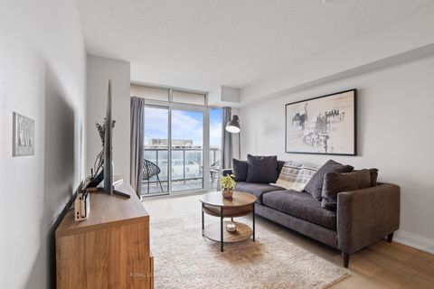 Photo 7 at 606 - 3 Michael Power Place, City Centre West, Toronto