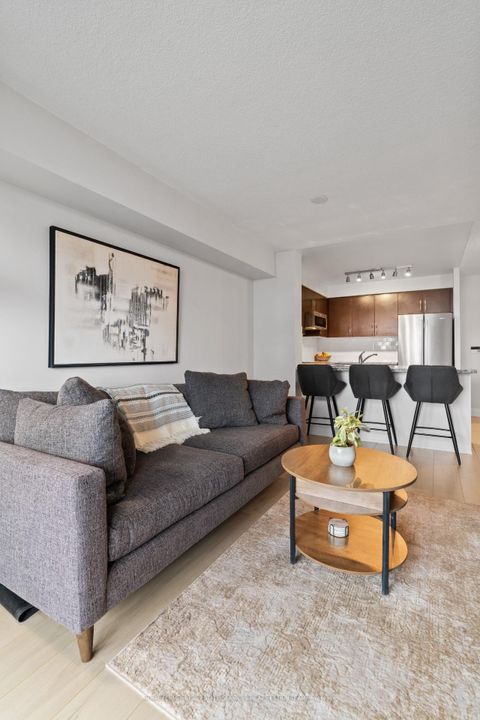 Photo 15 at 606 - 3 Michael Power Place, City Centre West, Toronto