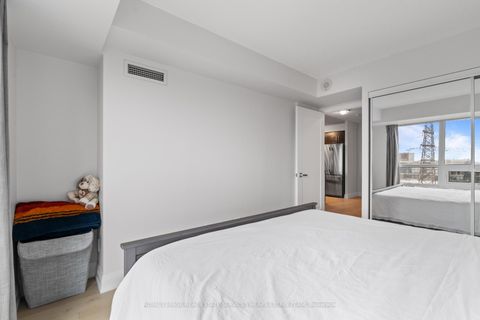 Photo 21 at 606 - 3 Michael Power Place, City Centre West, Toronto