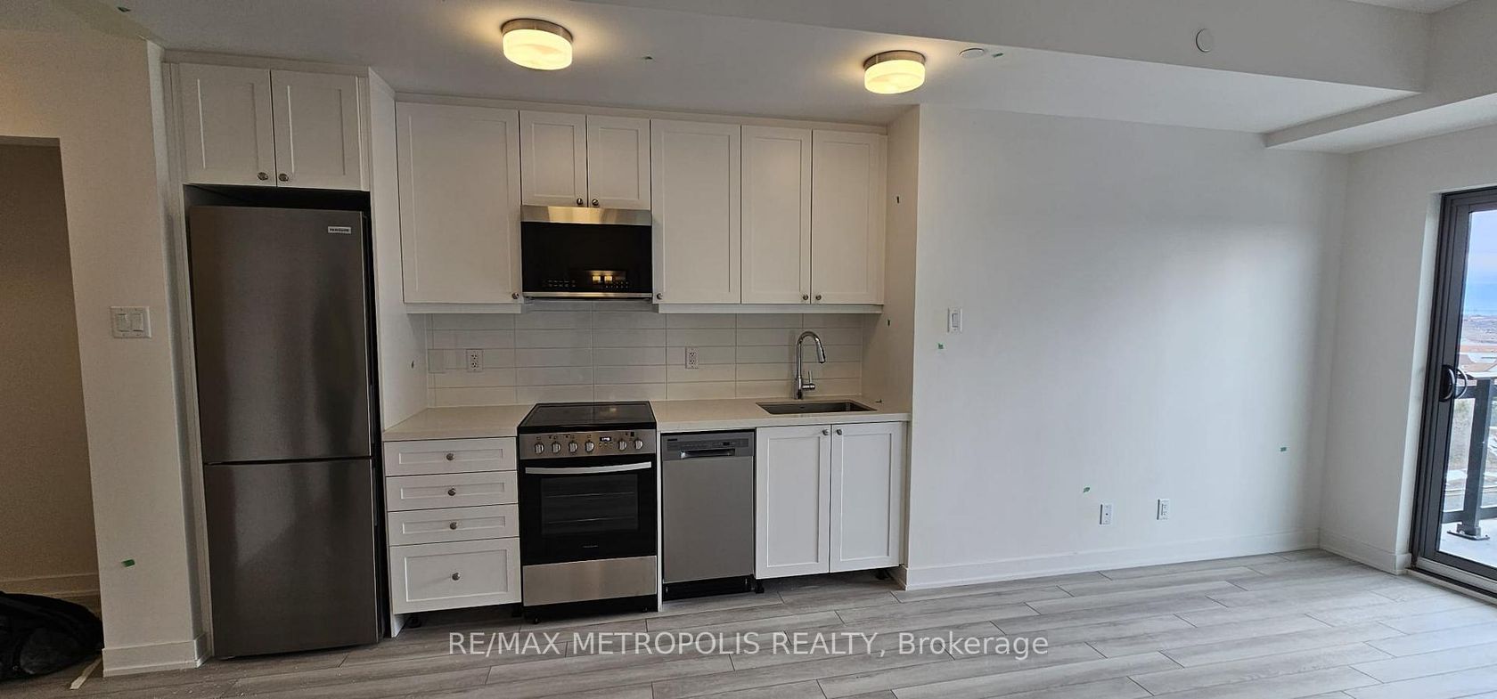 901 - 55 Clarington Boulevard, Bowmanville, Clarington 