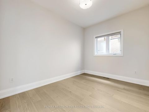 Photo 16 at 77 Frank Endean Road, Rouge Woods, Richmond Hill