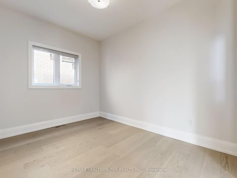 Photo 18 at 77 Frank Endean Road, Rouge Woods, Richmond Hill